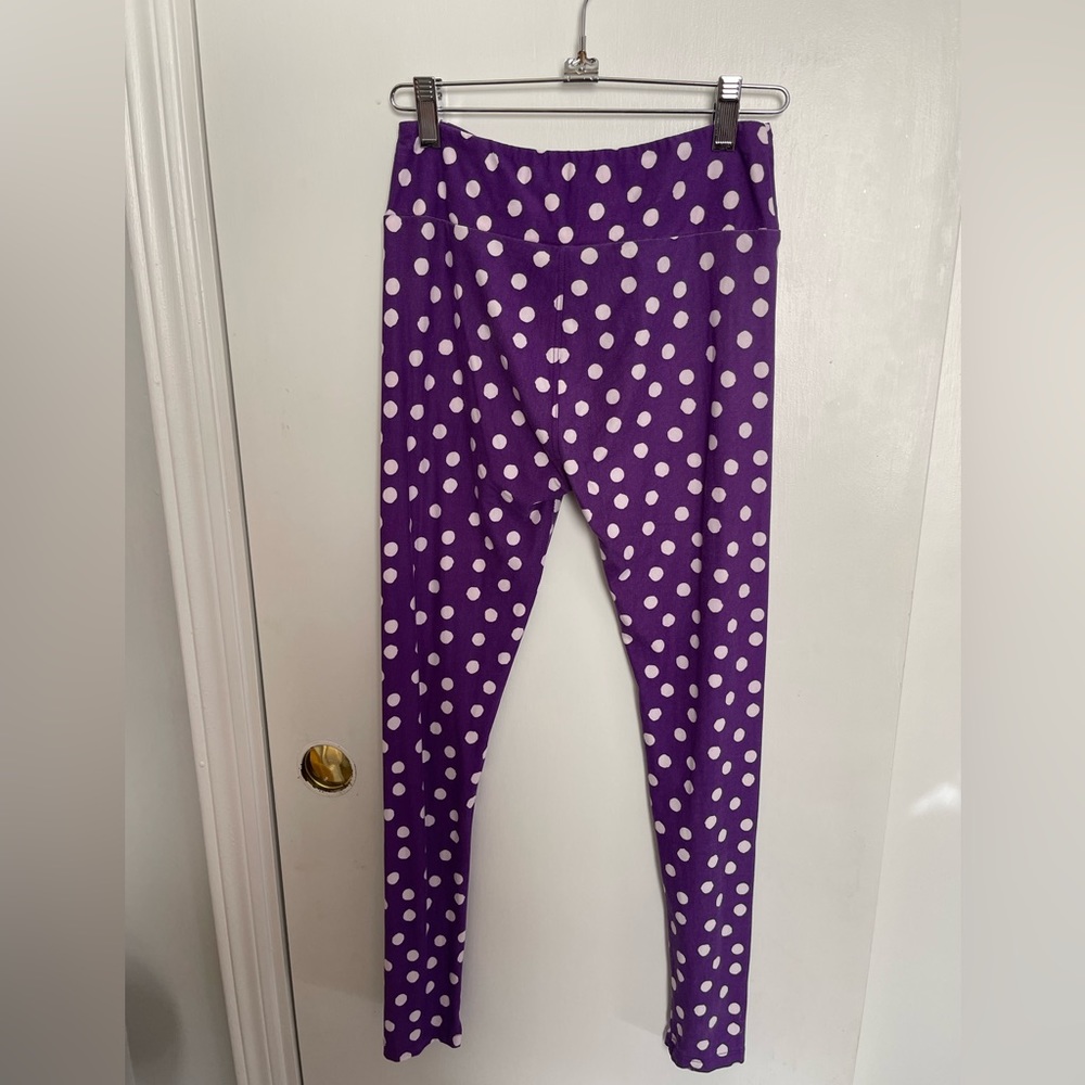 LuLaRoe | OneSize Fits All Leggings Purple Polkadot